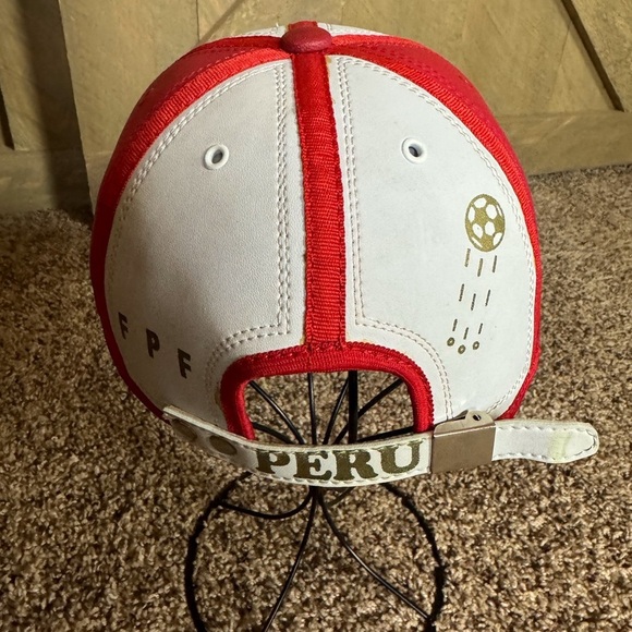 Peru Football Federation baseball cap 2018 Russia World Cup Red and white - Picture 5 of 16